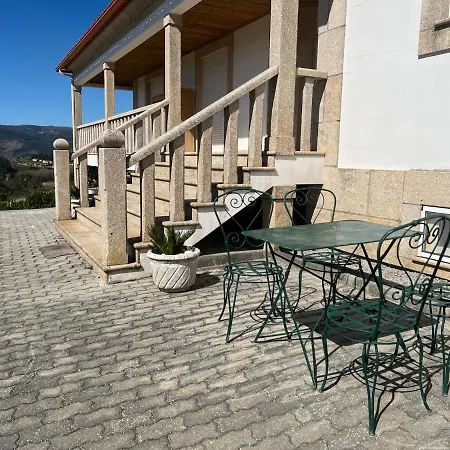 Cerdeirinhas De Basto 