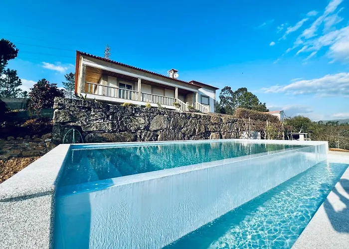 Cerdeirinhas De Basto 