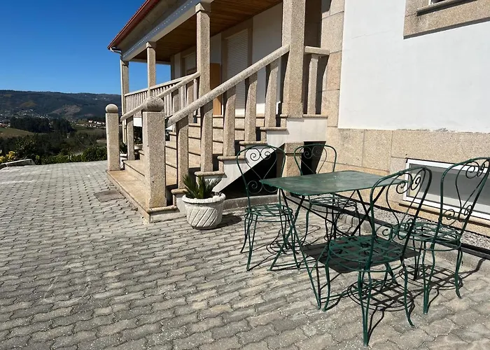 Cerdeirinhas De Basto 