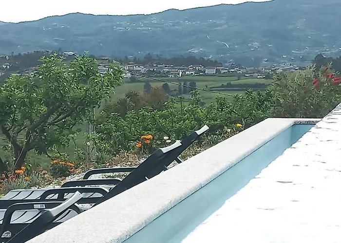 Cerdeirinhas De Basto 