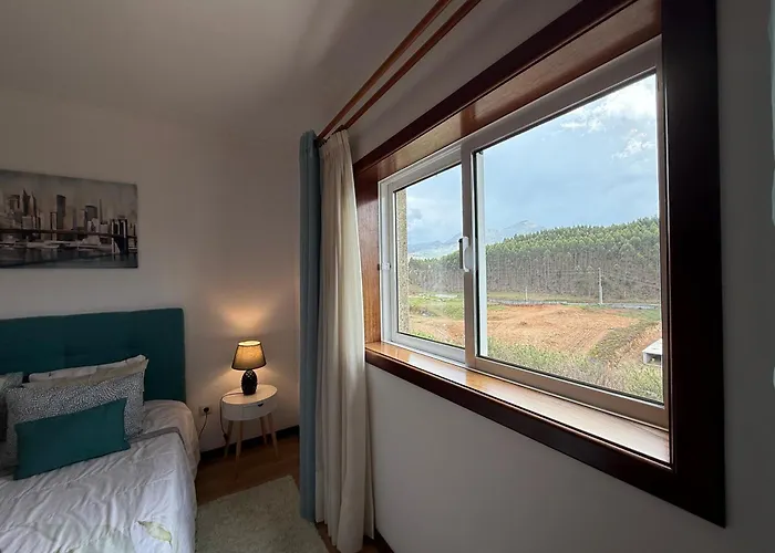 Cerdeirinhas De Basto 